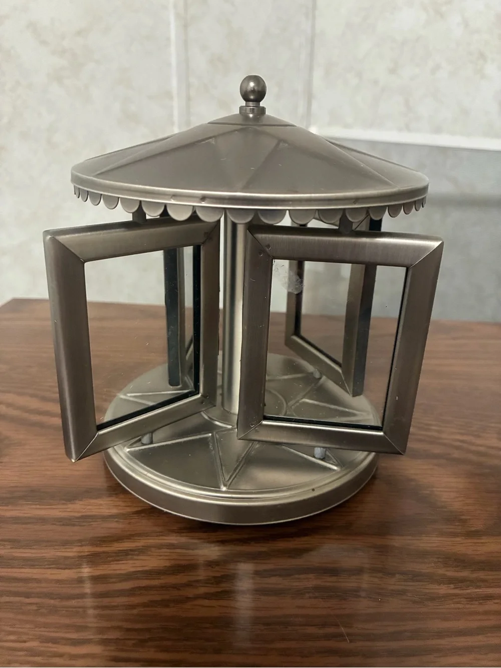 Metal Carousel Glass picture frame nickel finish